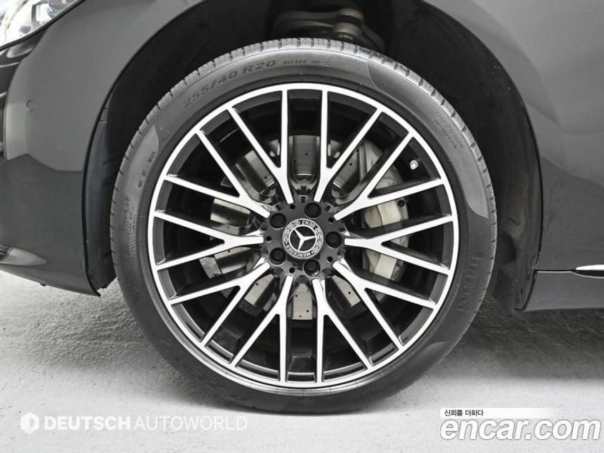 Mercedes-Benz S-Class 2022