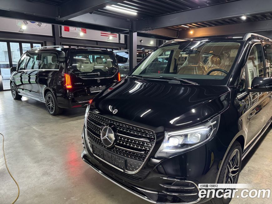 Mercedes-Benz V-Class 2025