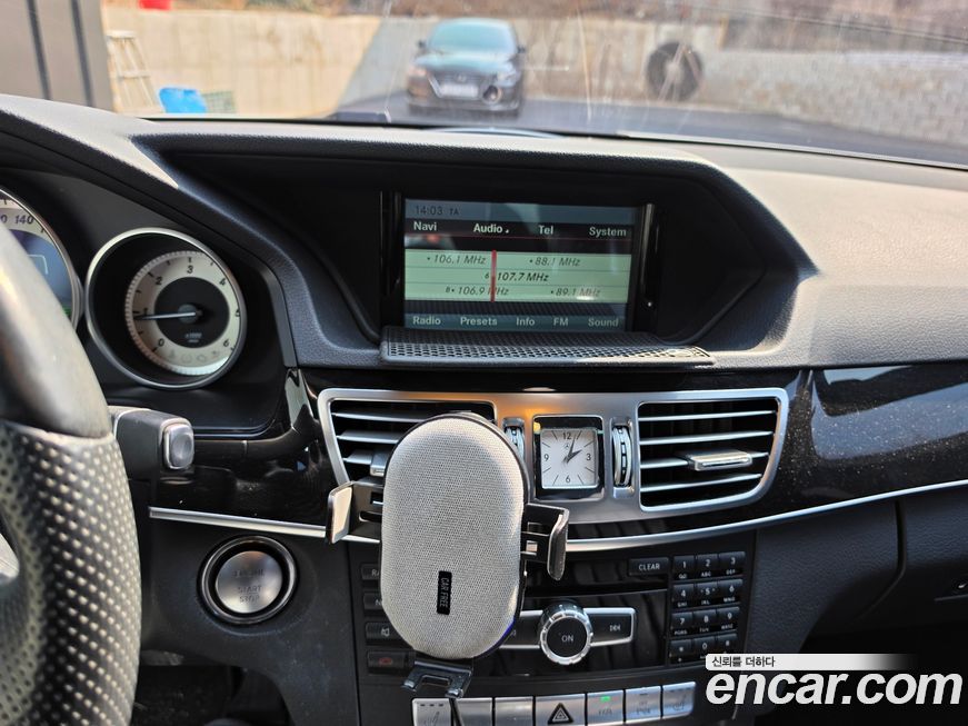 Mercedes-Benz E-Class 2015