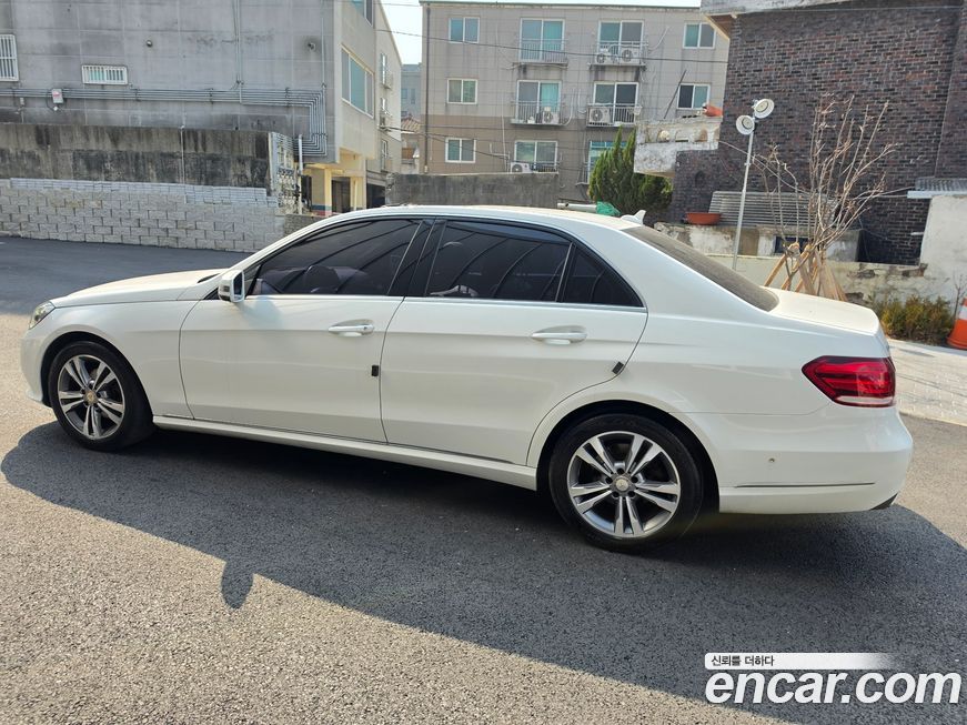 Mercedes-Benz E-Class 2015