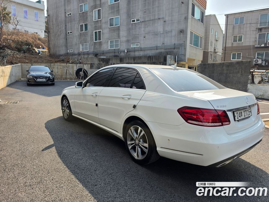 Mercedes-Benz E-Class 2015