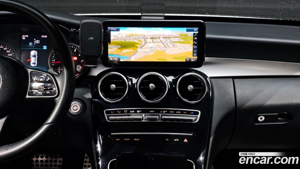 Mercedes-Benz C-Class 2019