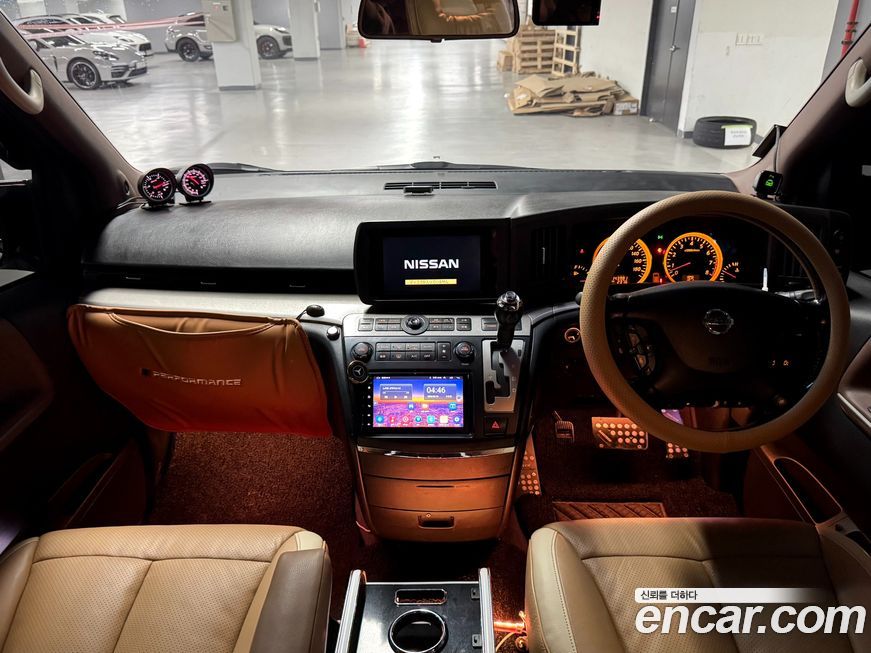 Nissan Elgrand 2004
