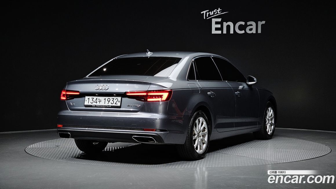 Audi A4 2019