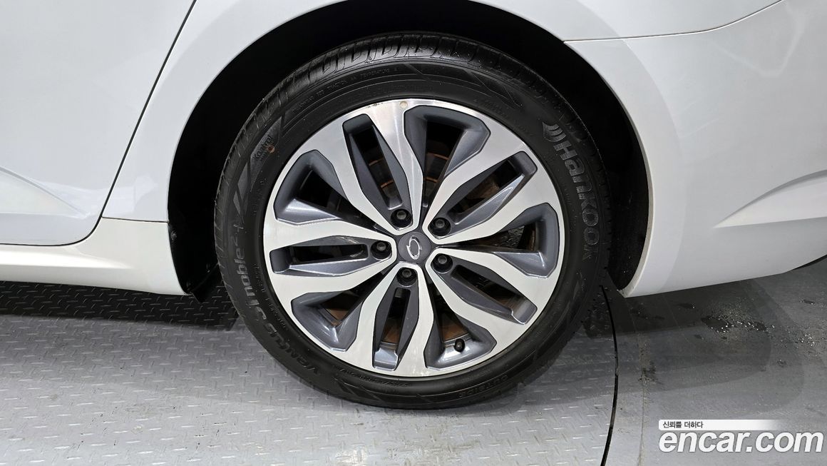 Renault-KoreaSamsung SM6 2016