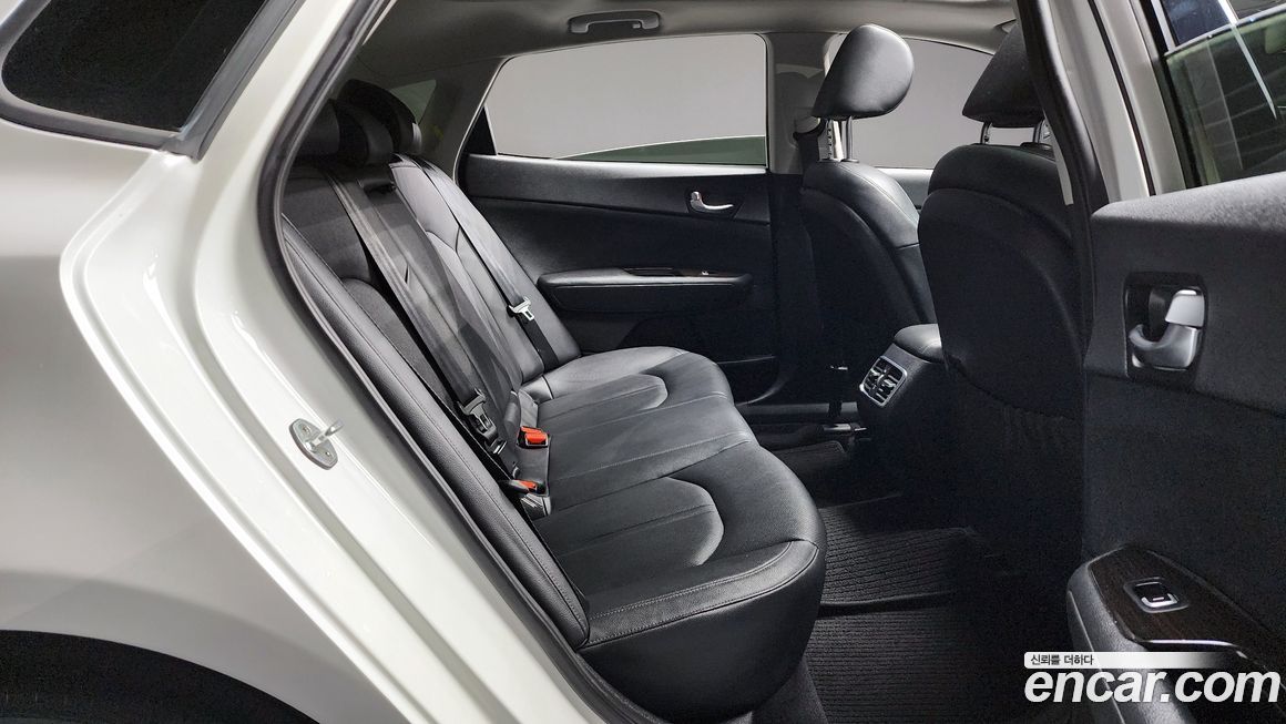 Kia K5 2016