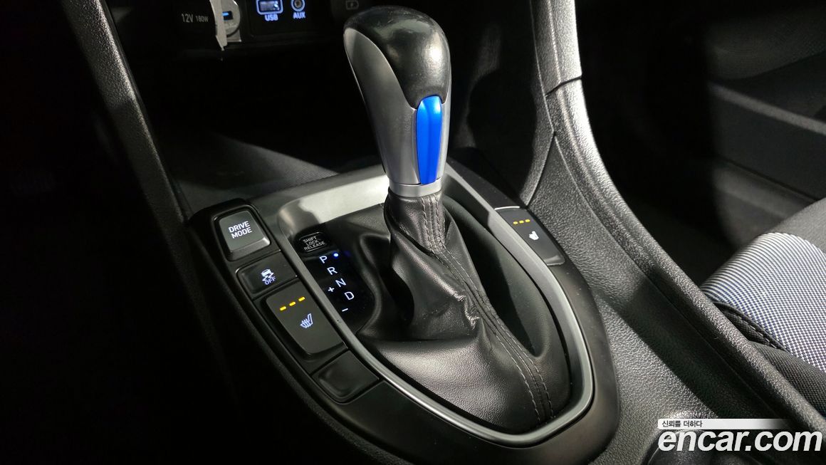 Hyundai Veloster 2018