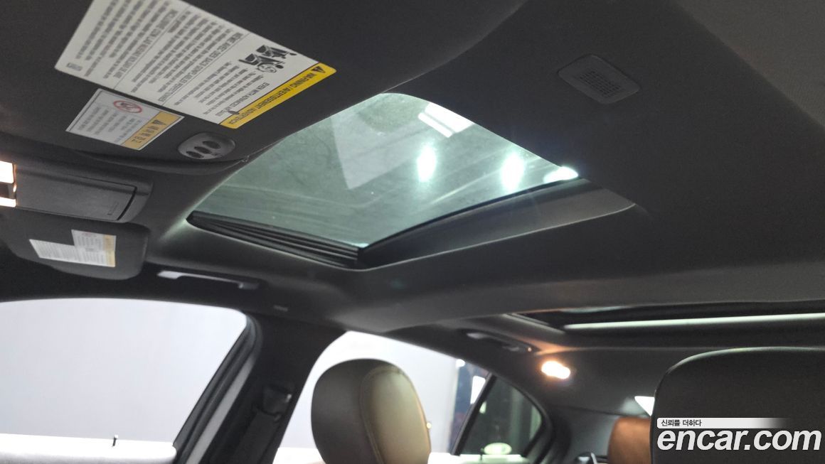 Lincoln MKS 2015