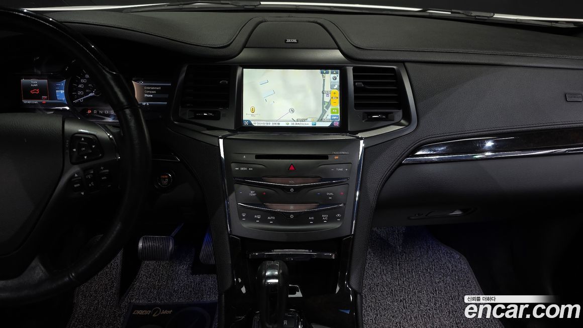 Lincoln MKS 2015