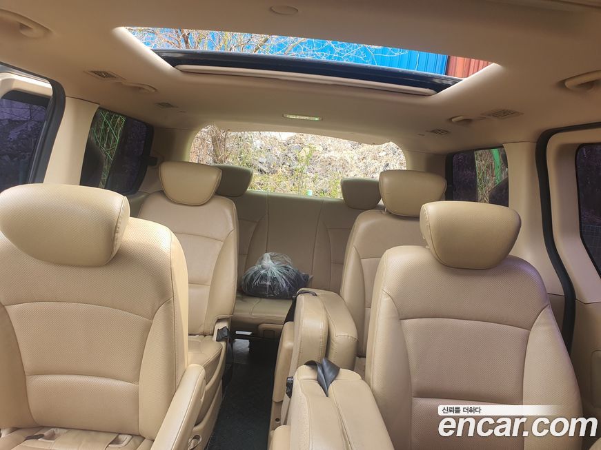 Hyundai Starex 2011