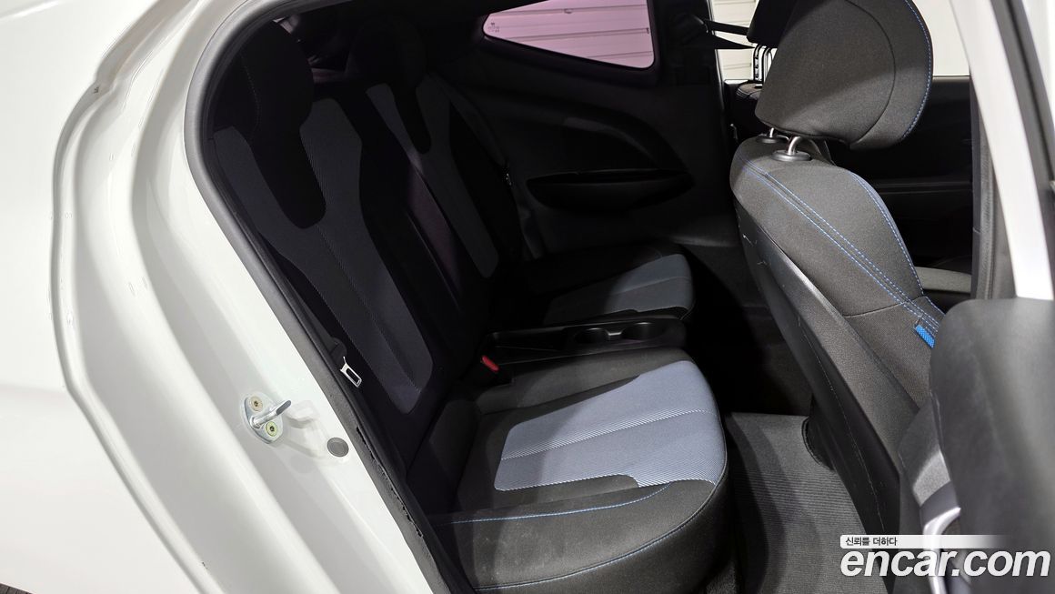 Hyundai Veloster 2018