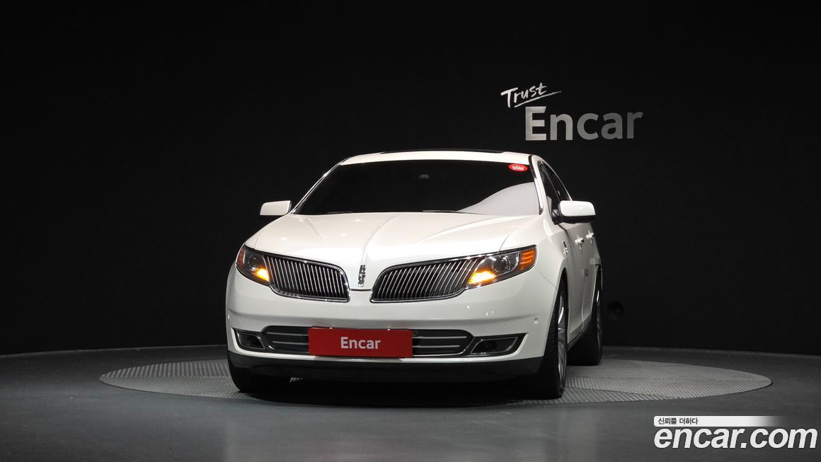 Lincoln MKS 2015
