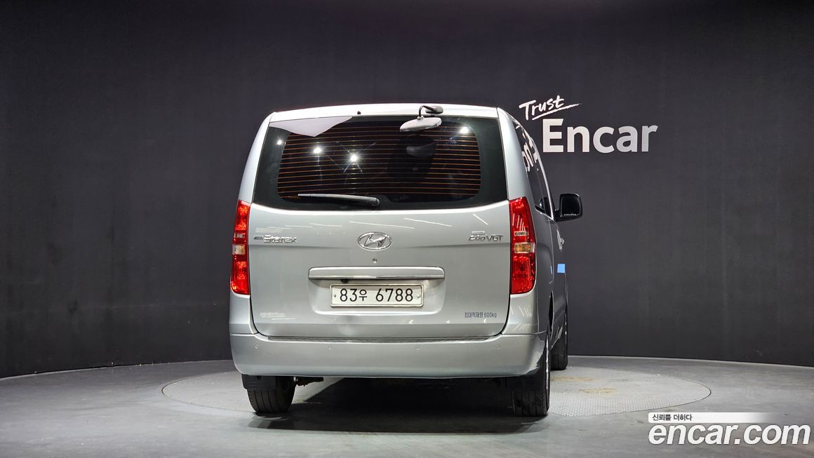 Hyundai Starex 2015