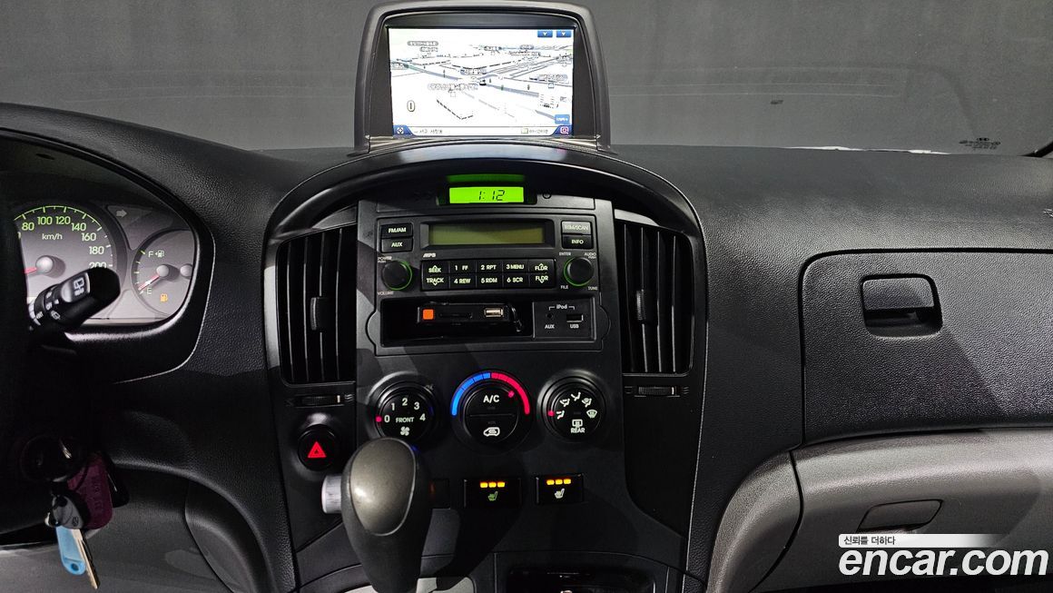 Hyundai Starex 2015
