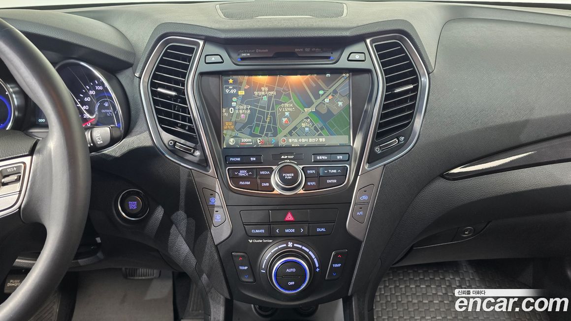Hyundai Santafe 2015