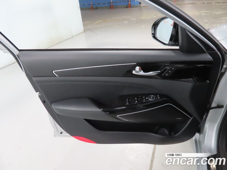 Kia K7 2016