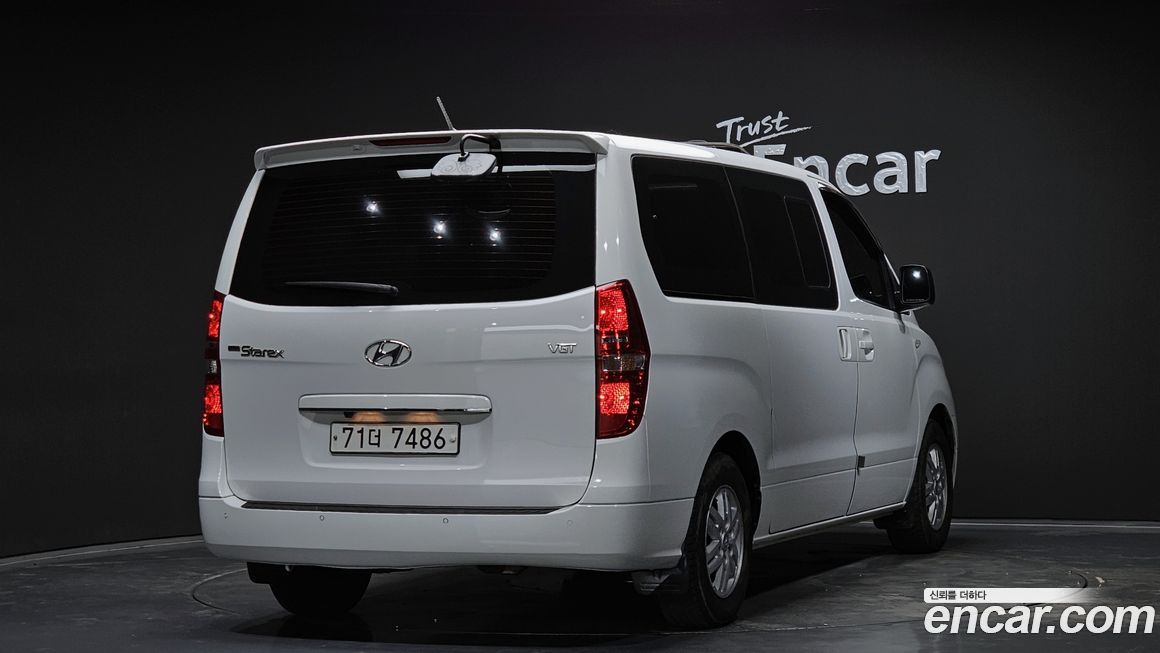 Hyundai Starex 2017