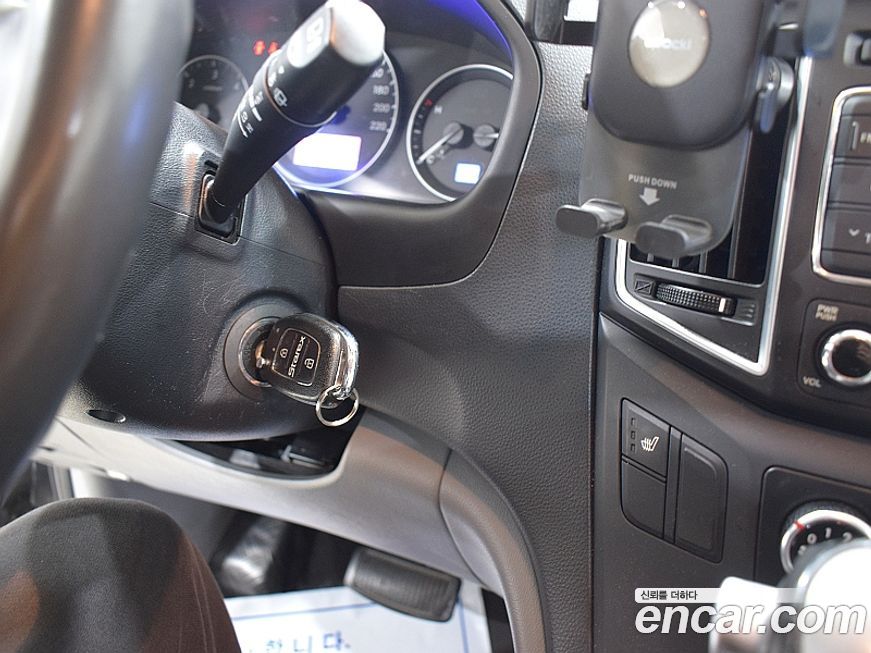 Hyundai Starex 2018