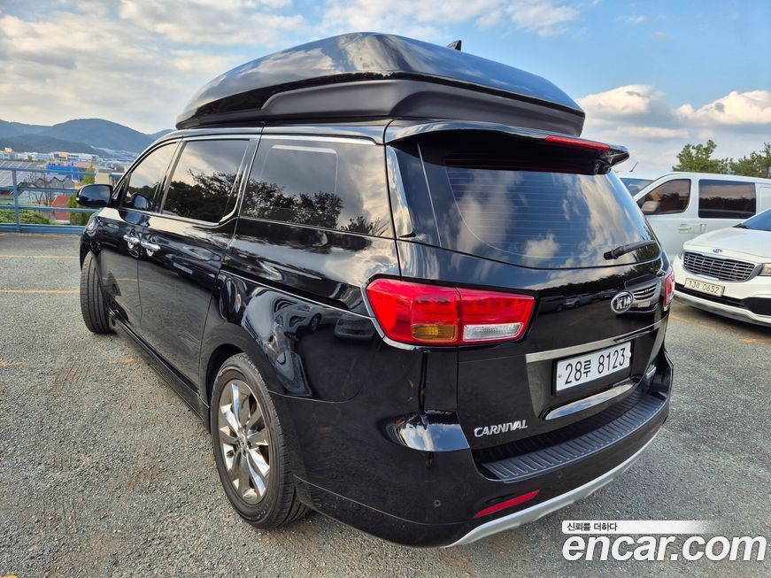 Kia Canival 2016