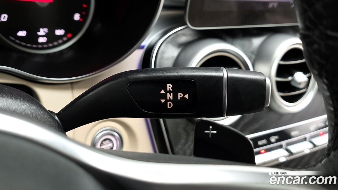 Mercedes-Benz C-Class 2019