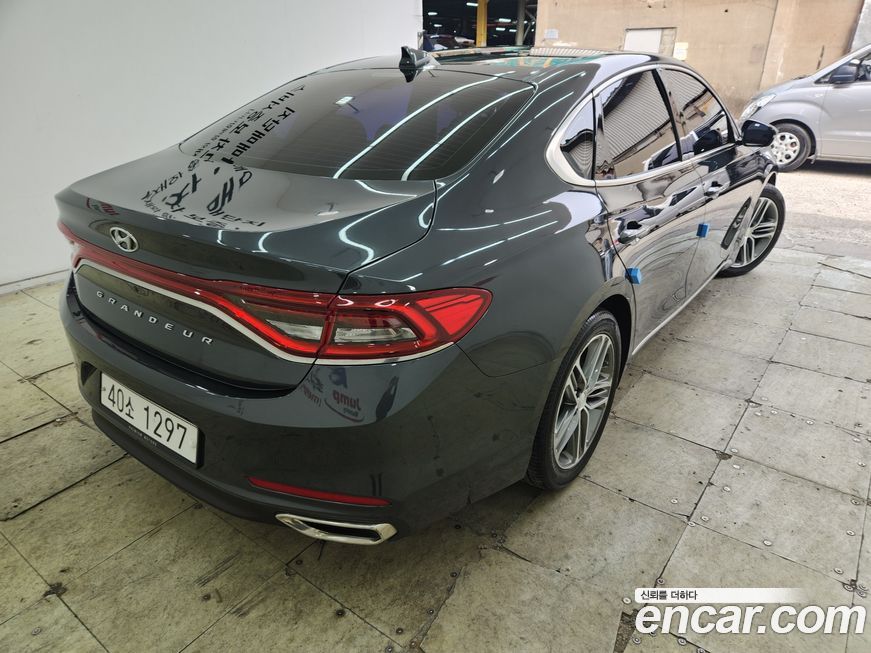 Hyundai Grandeur 2017