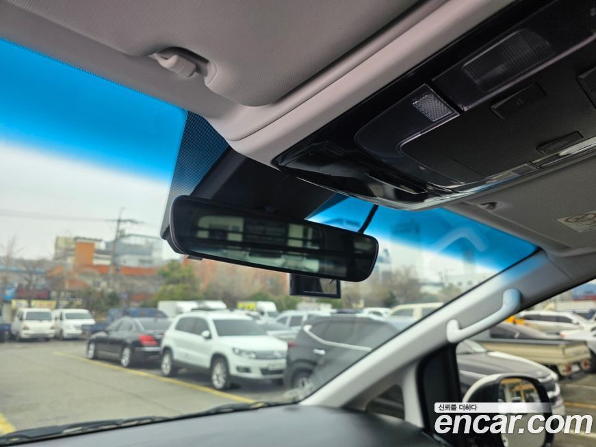 Hyundai Staria 2024