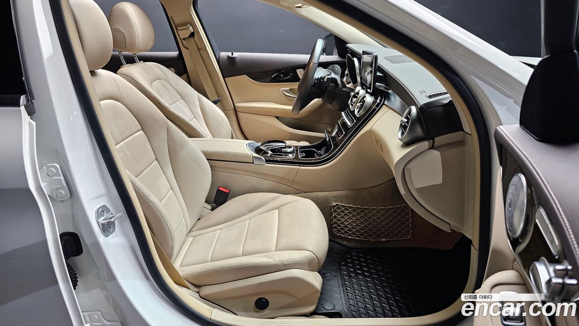 Mercedes-Benz C-Class 2015