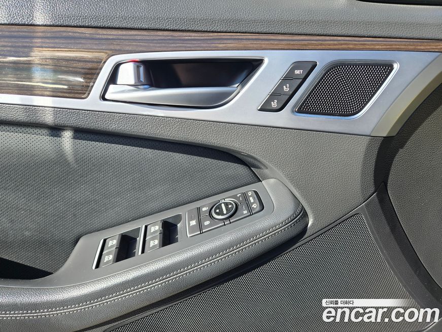 Genesis G80 2019