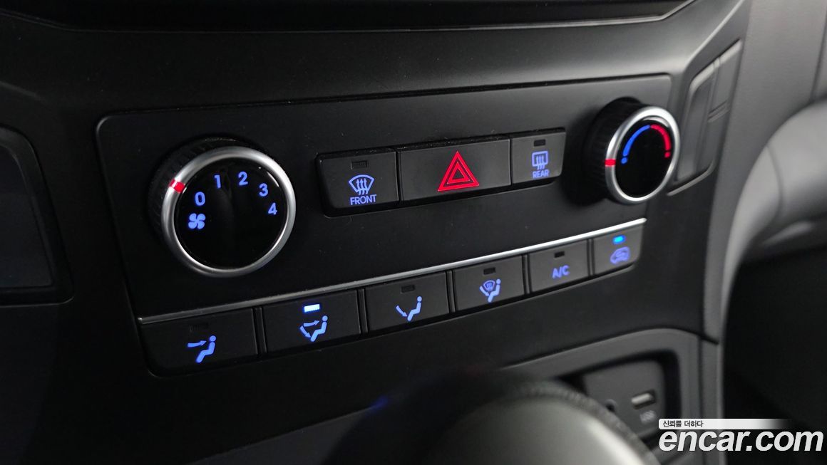 Hyundai Starex 2019