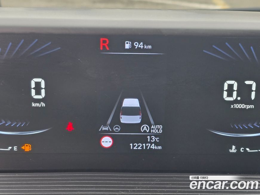 Hyundai Staria 2024