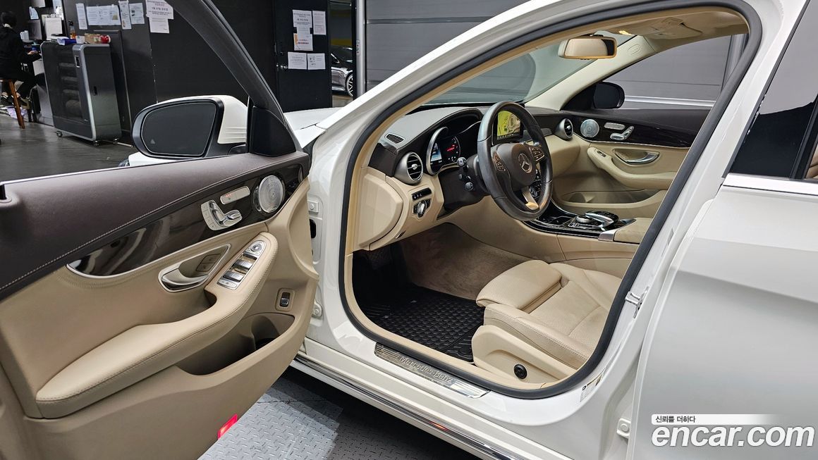 Mercedes-Benz C-Class 2015