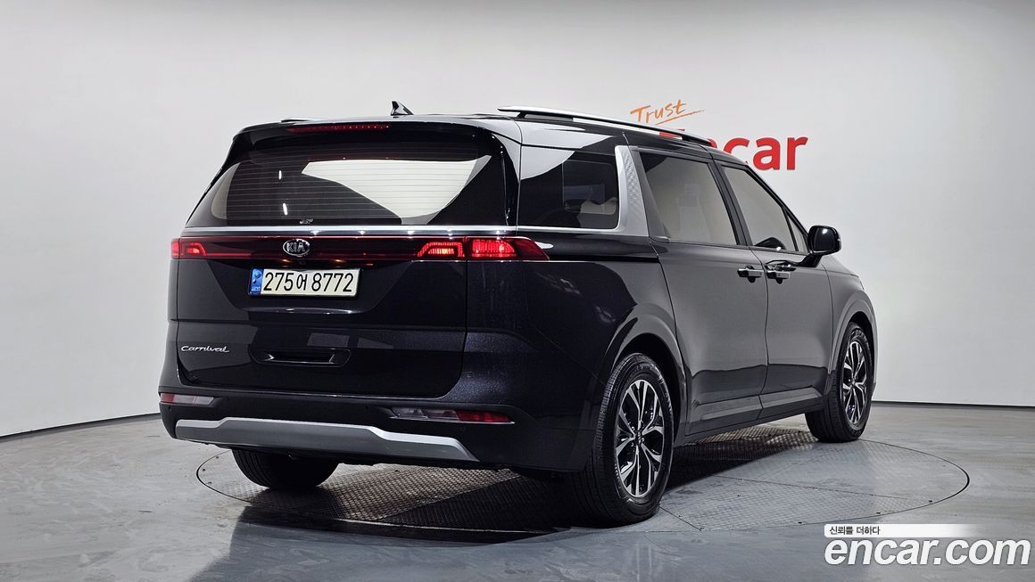 Kia Canival 2021