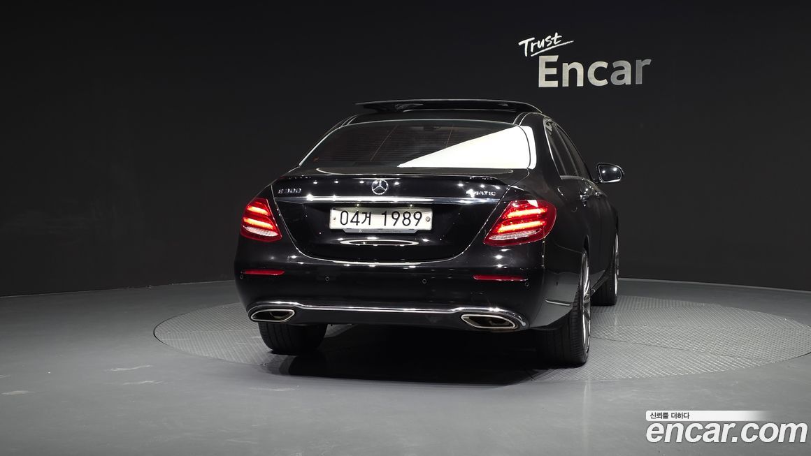 Mercedes-Benz E-Class 2017
