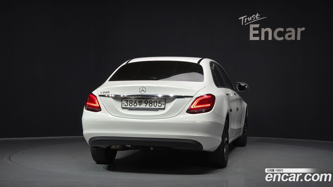 Mercedes-Benz C-Class 2019