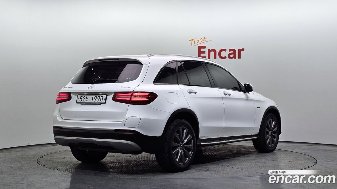 Mercedes-Benz GLC-Class 2018