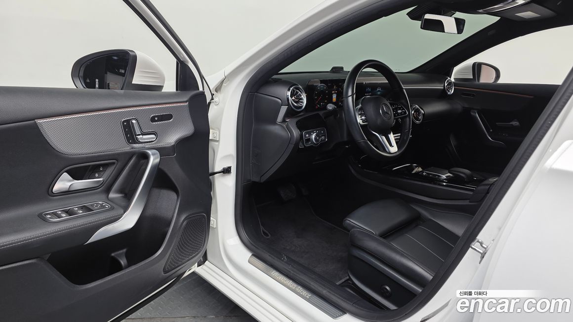 Mercedes-Benz A-Class 2021