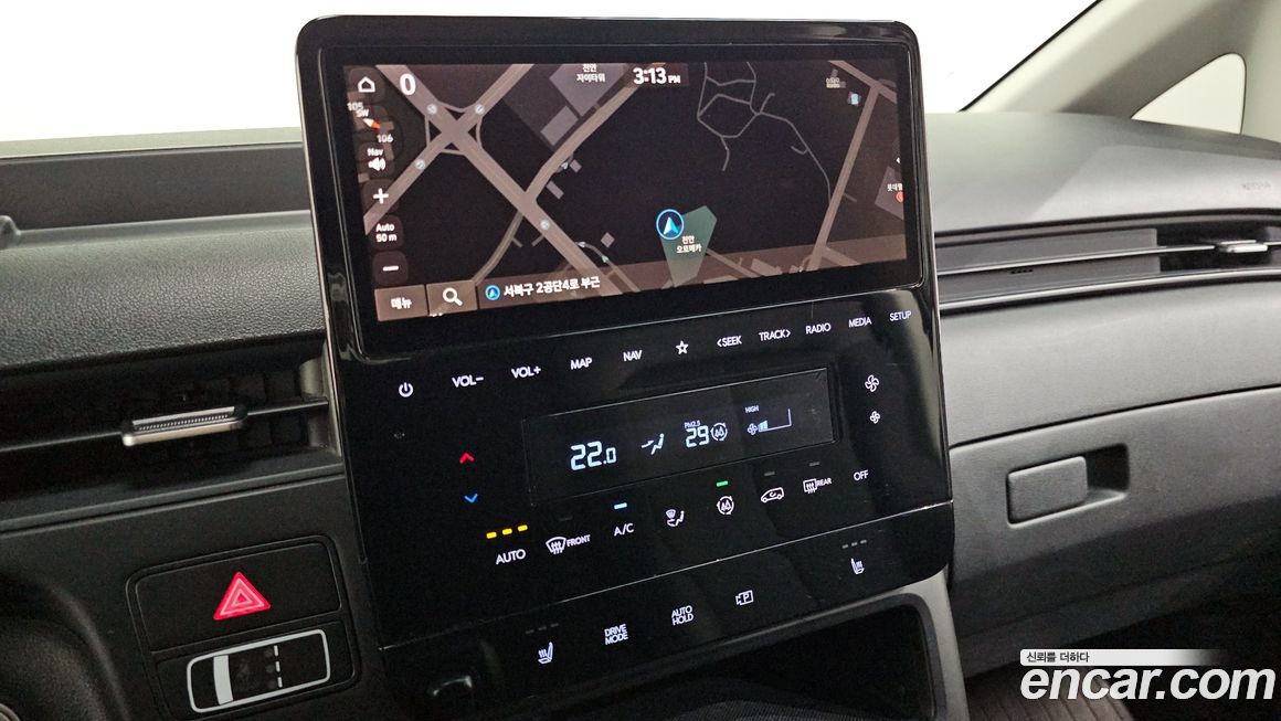 Hyundai Staria 2022