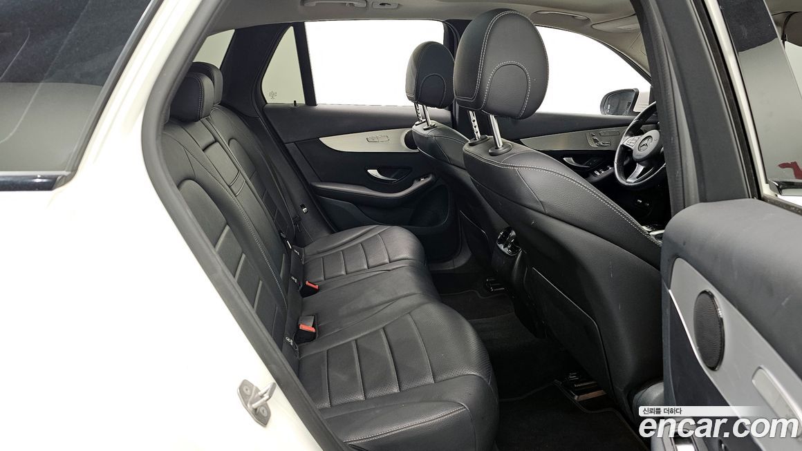 Mercedes-Benz GLC-Class 2018