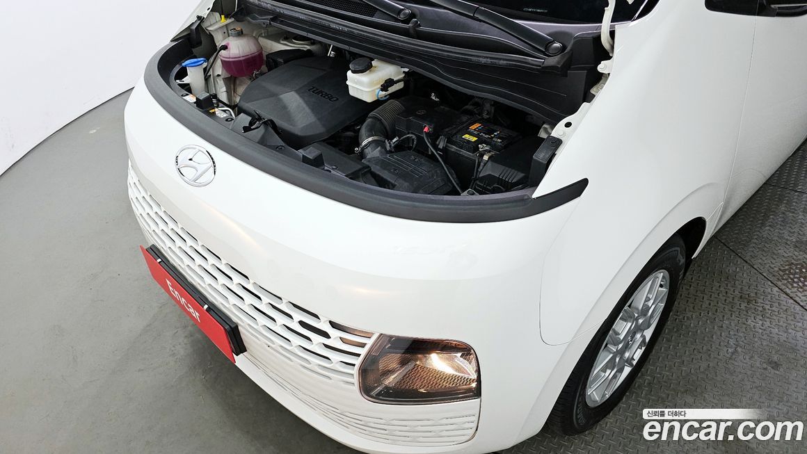 Hyundai Staria 2022