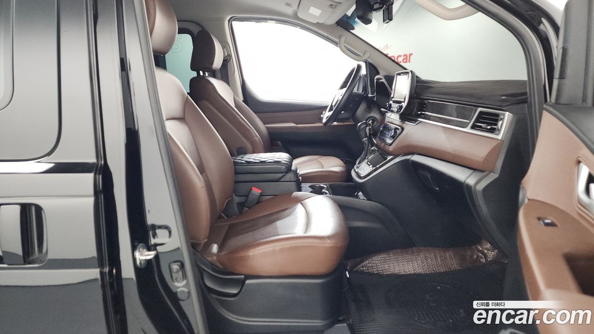 Hyundai Starex 2020
