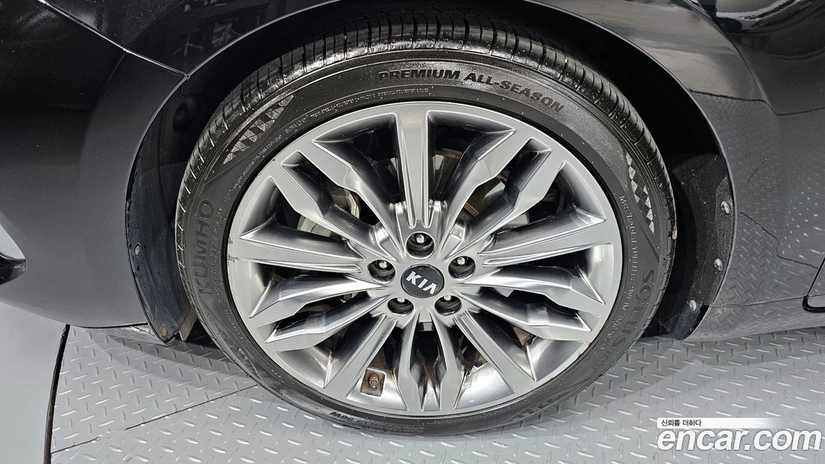 Kia K7 2020