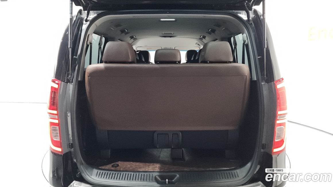 Hyundai Starex 2020