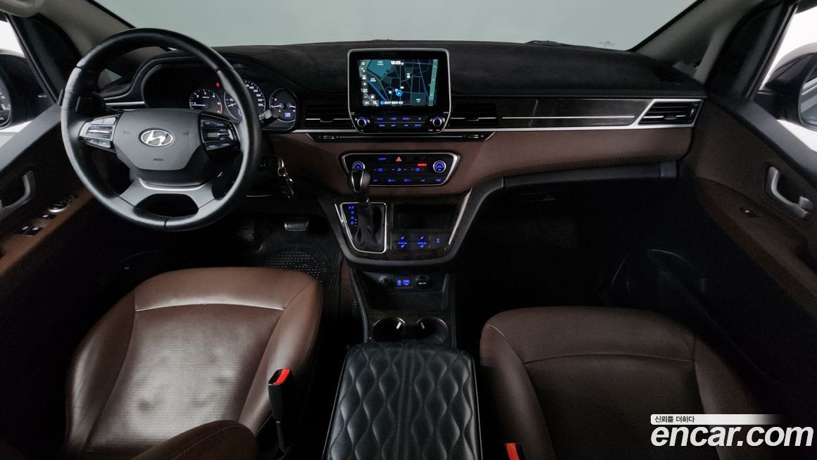 Hyundai Starex 2020