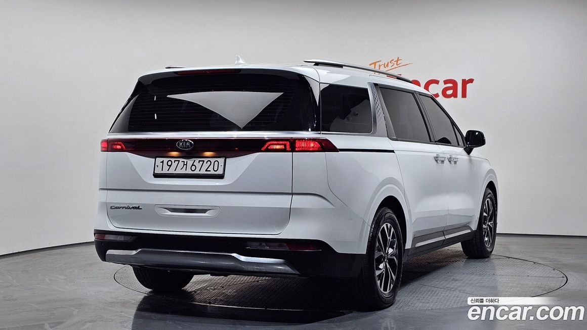 Kia Canival 2021