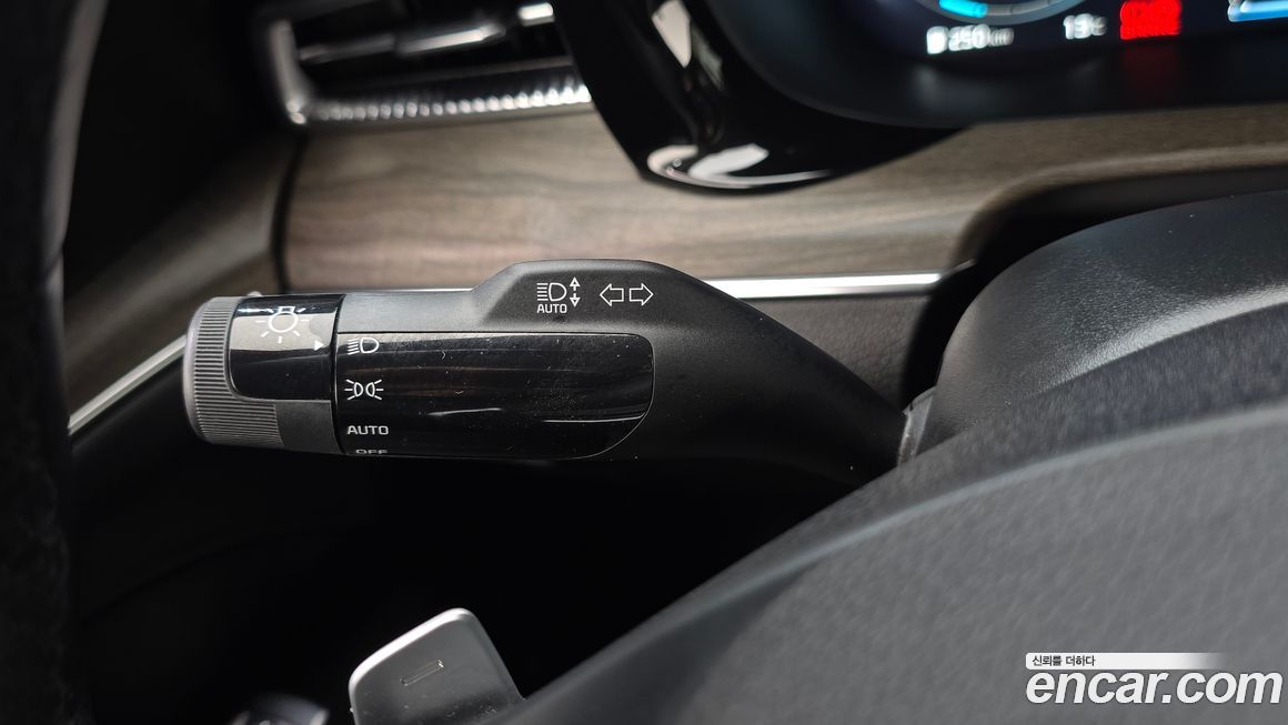 Kia K5 2023