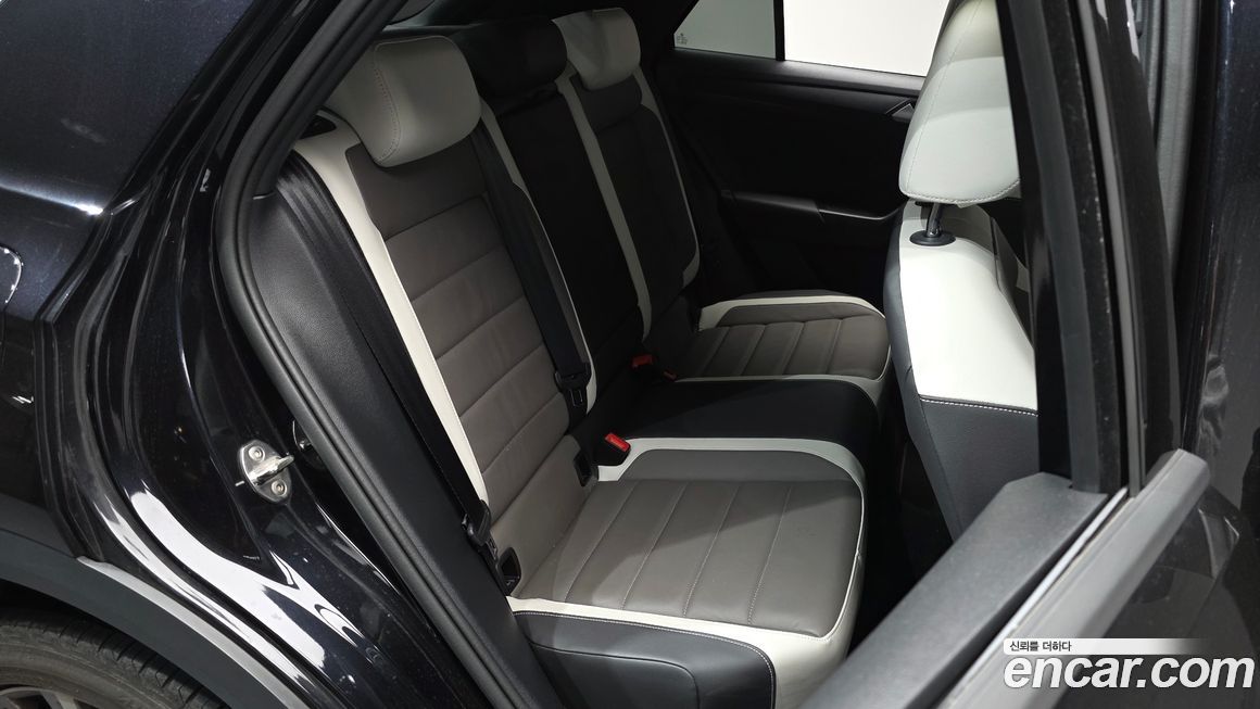 Volkswagen T-Roc 2021