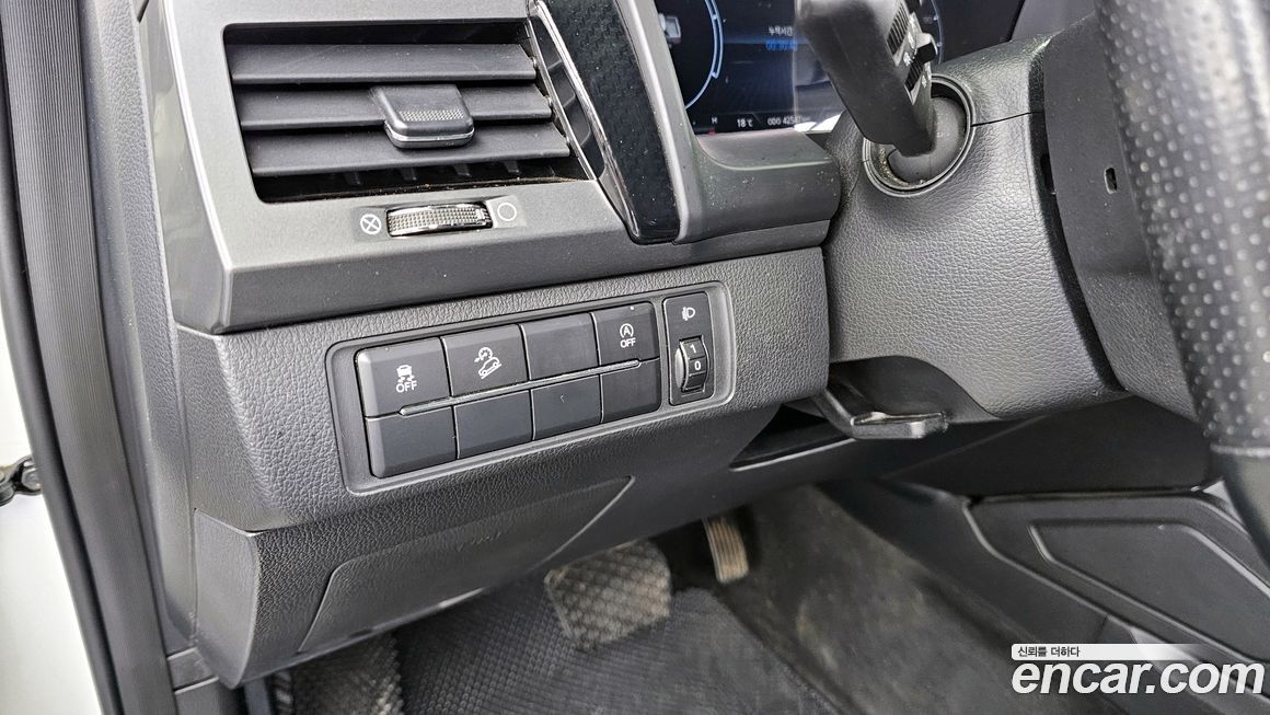 KG_Mobility_Ssangyong Rexton 2023