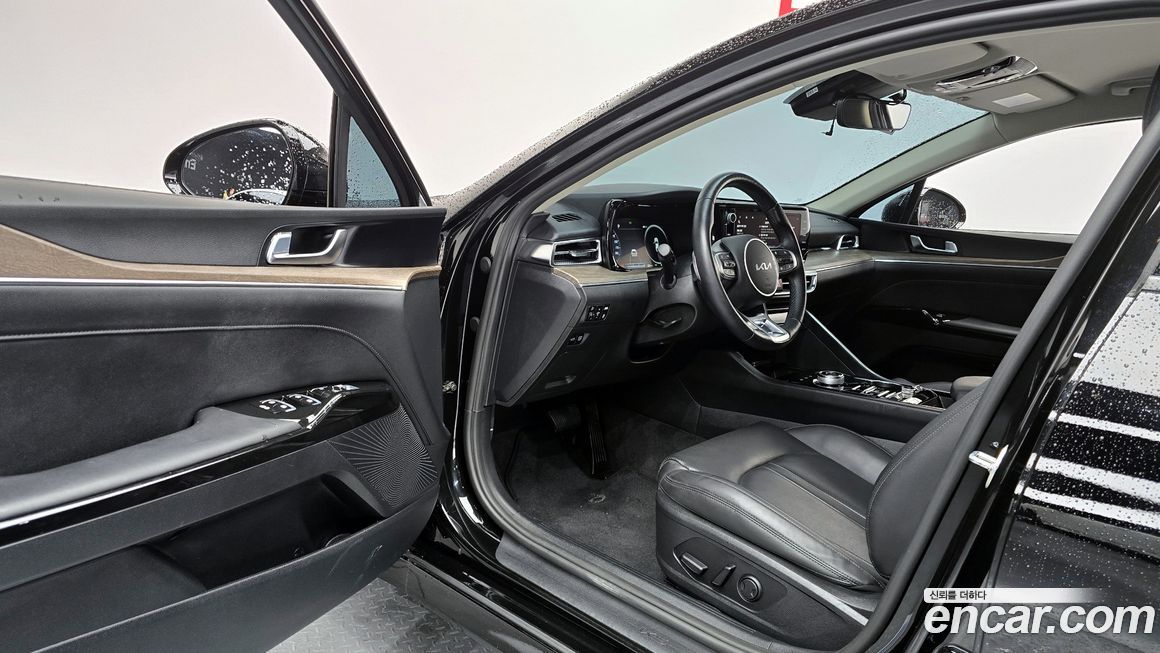 Kia K5 2023