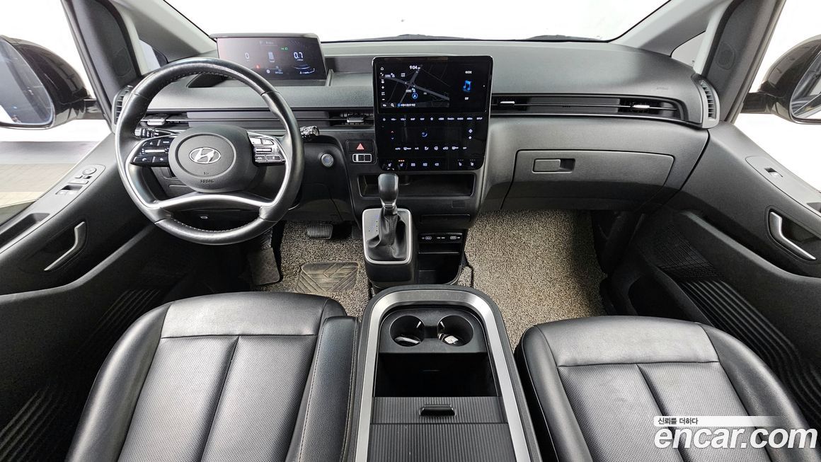 Hyundai Staria 2022