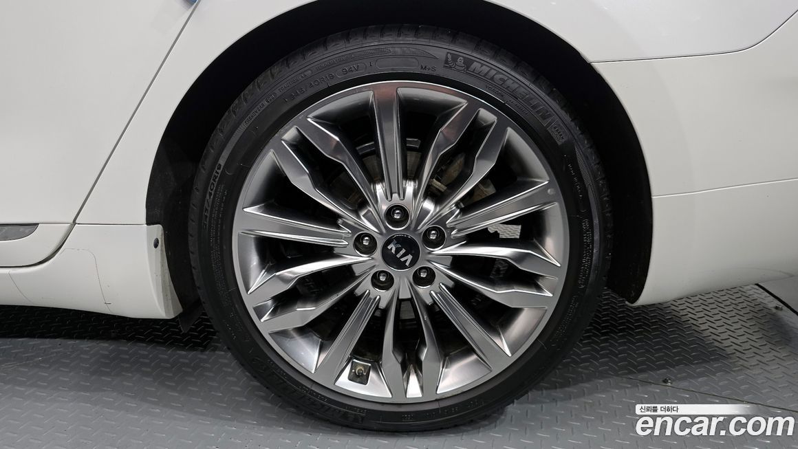 Kia K7 2020